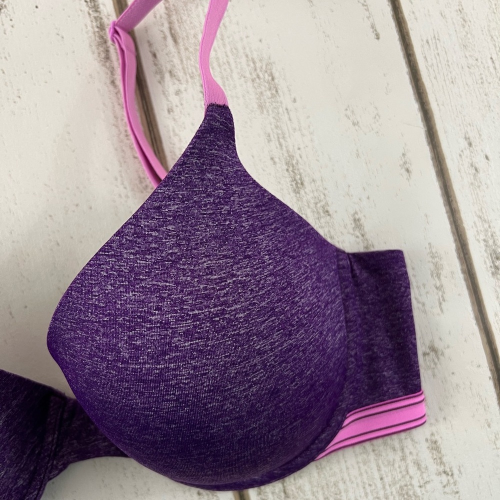34C Victoria’s Secret Semi Demi Uplift Bra - Picture 4 of 9